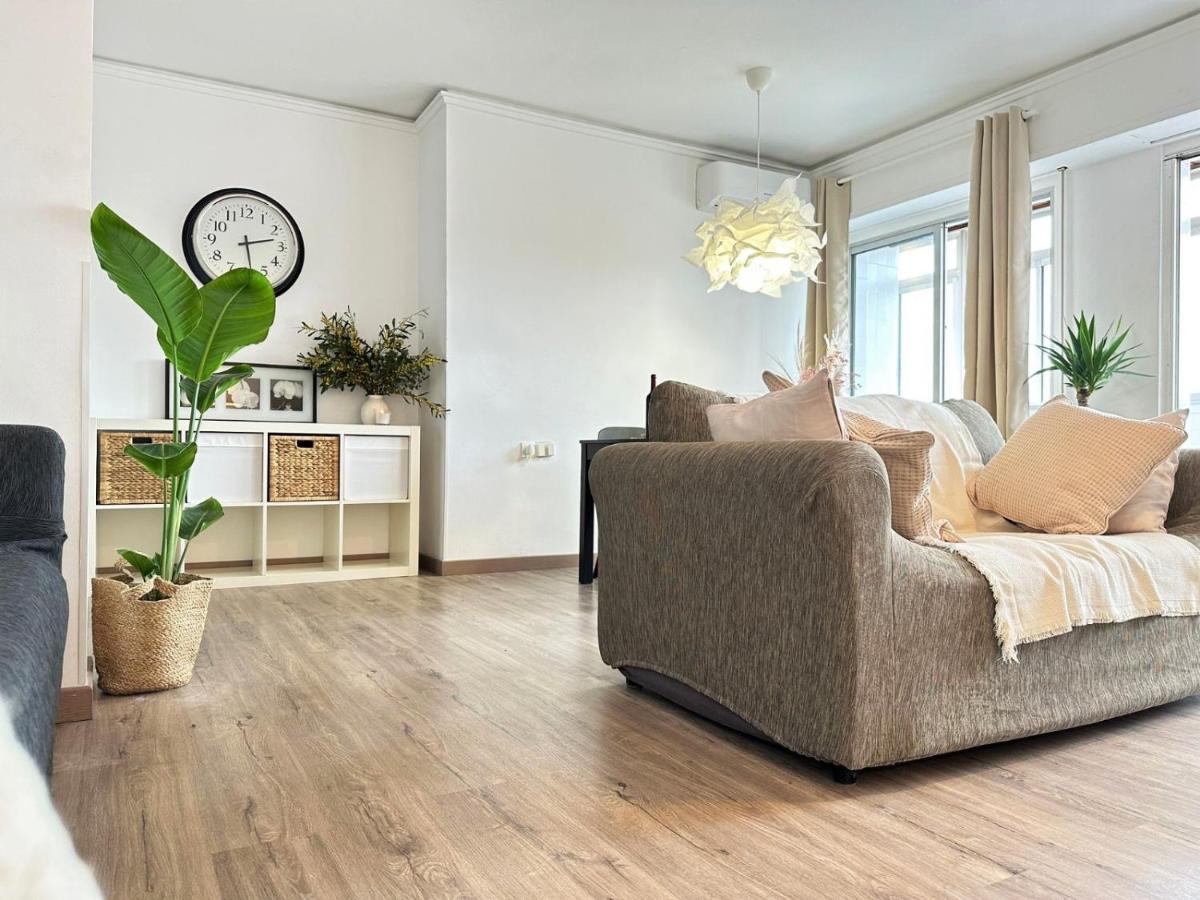 Your Sunny & Spacious Portview Home Валенсия Экстерьер фото